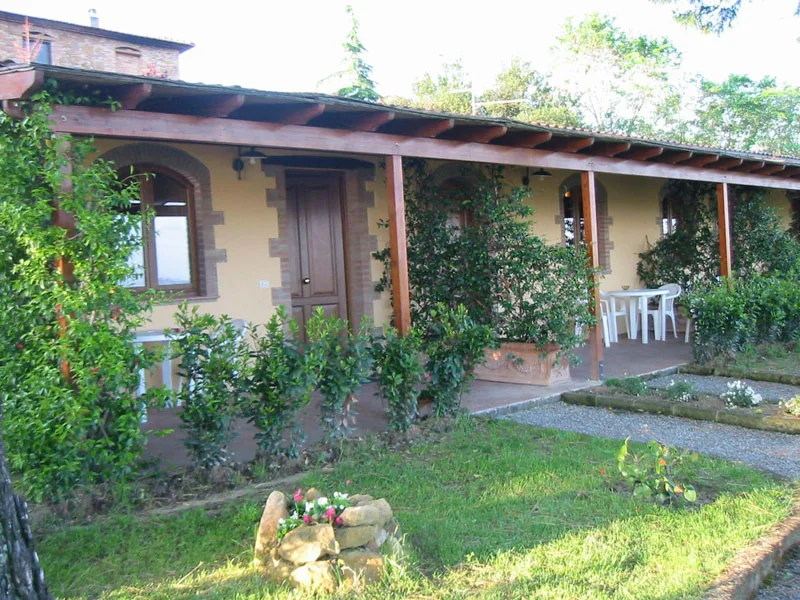 Verande delle camere affacciate sul giardino